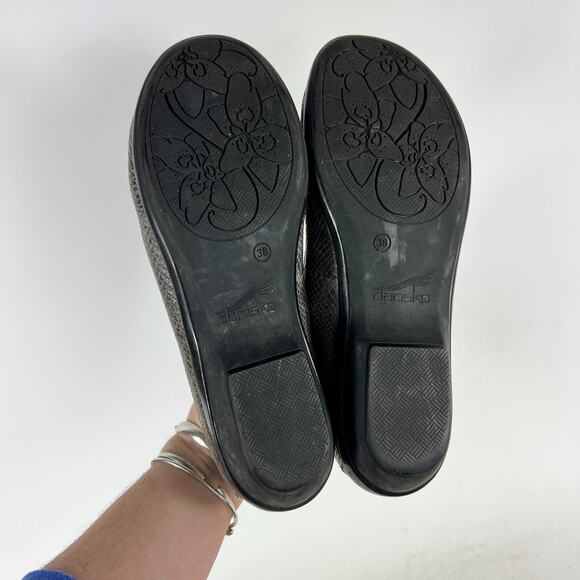 Dansko Nubuck Loafers Womens 7 Olive Gray Snakeskin Pattern Casual Slip-On Shoes - Picture 8 of 11